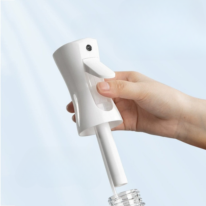 Fine Mist Spray Bottle ( 1 Medium + 1 Large)