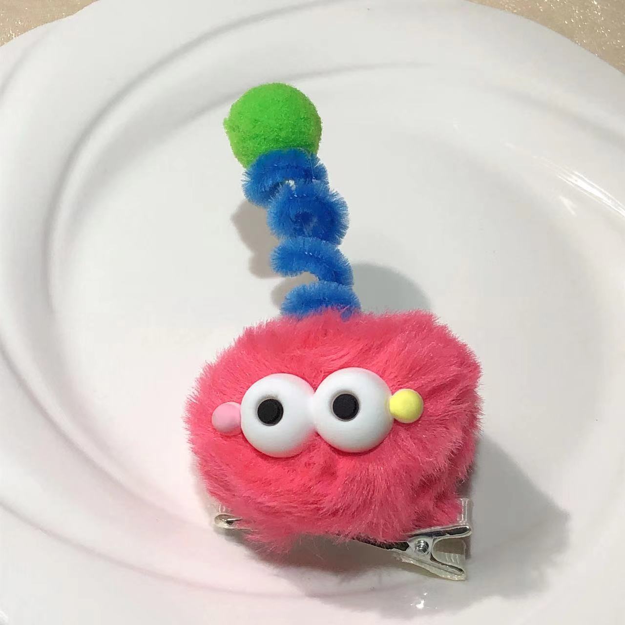 Pompoms Cartoon Hairpins