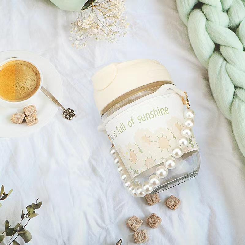 Pearl Hanging Sipper