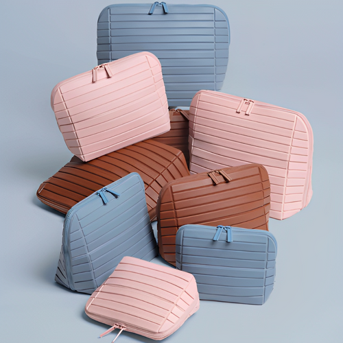 Traveler Makeup Bag
