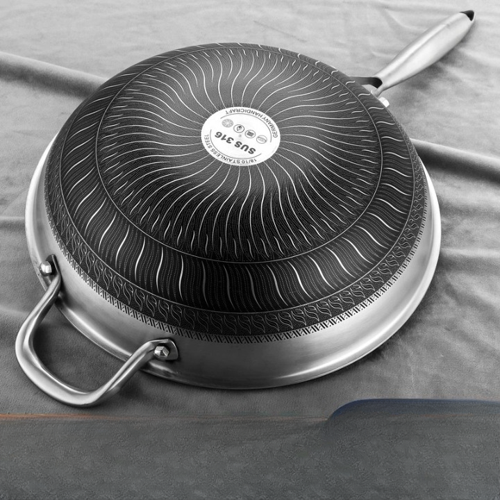Non-Stick Frying Pan