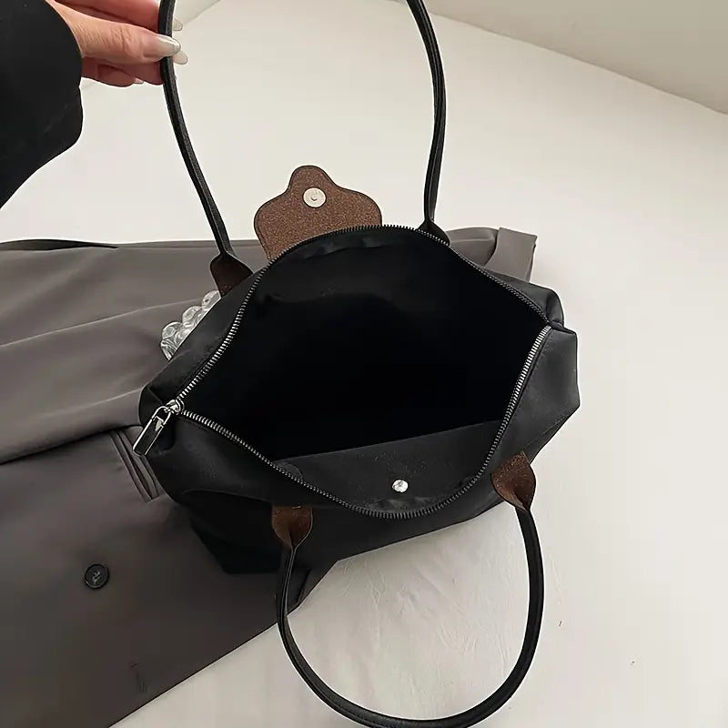 Classic Shoulder Bag