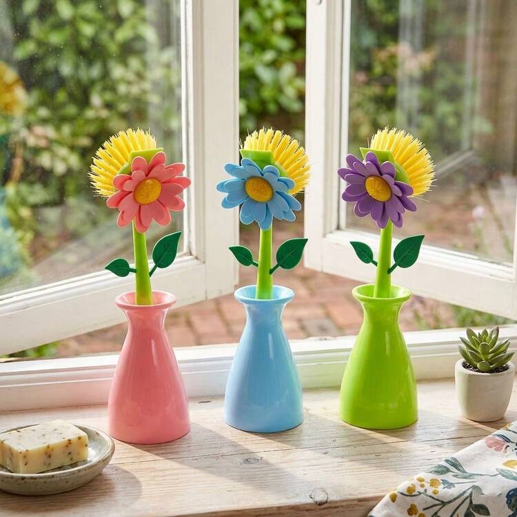 Flower Scrubber with Vase