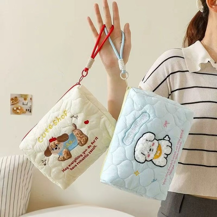 Travel Handheld Pouch