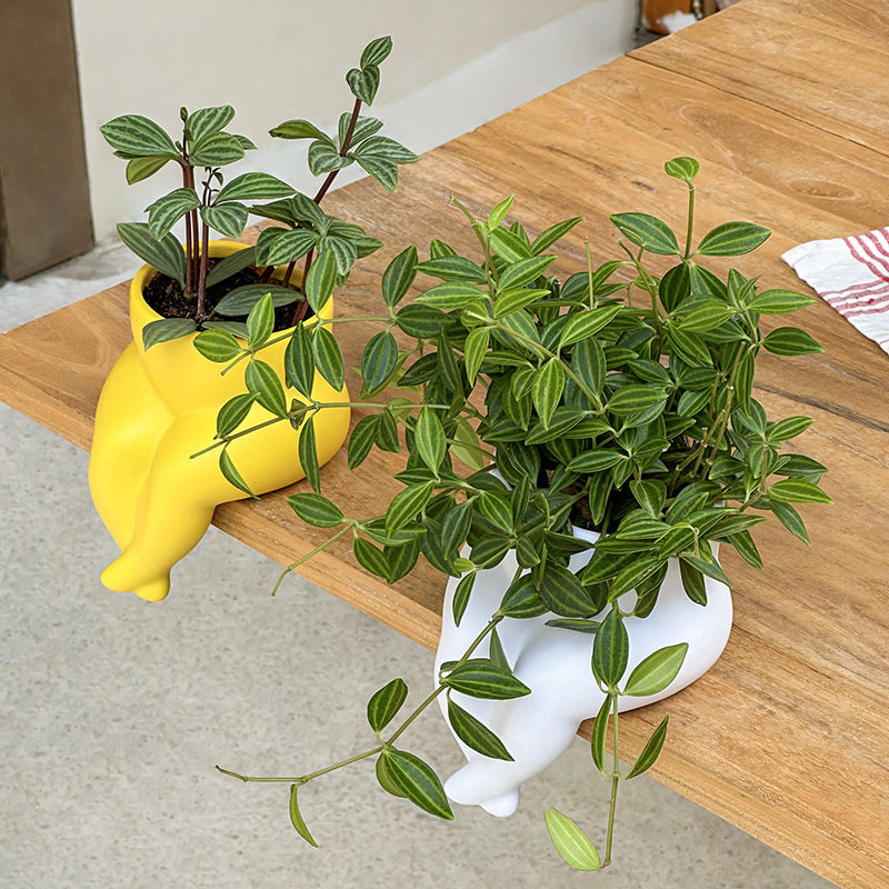 Leg Dangler Ceramic Pot
