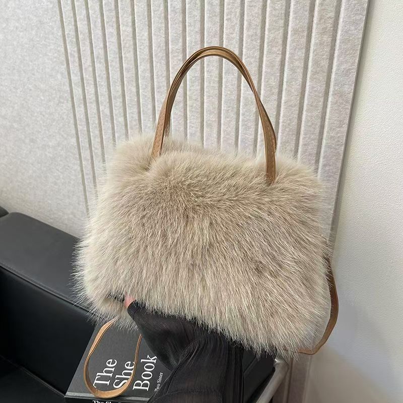 Elegant Fluffy Handbag