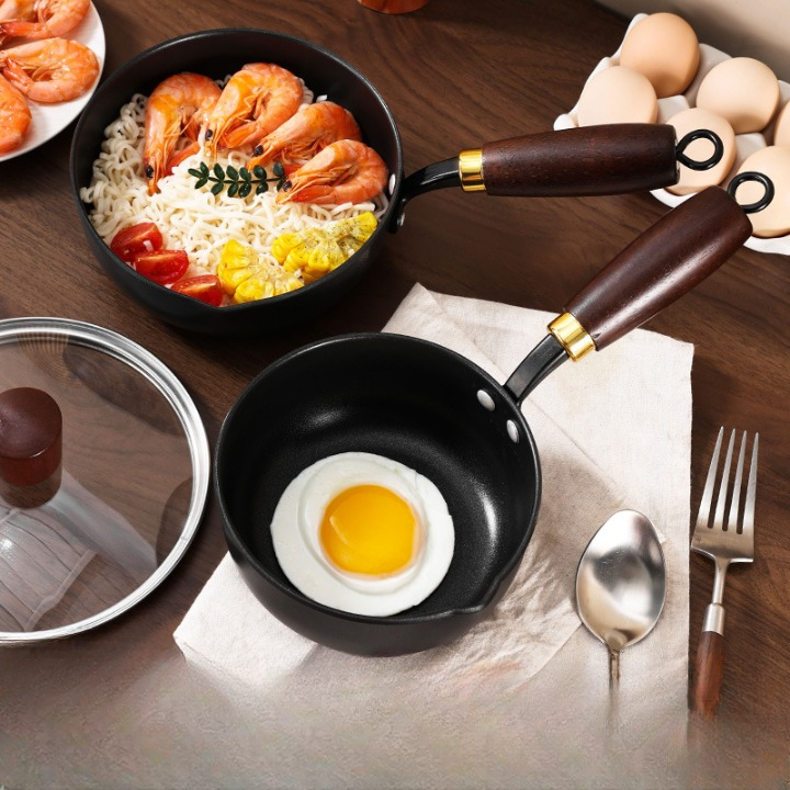 Wooden Handle Pot