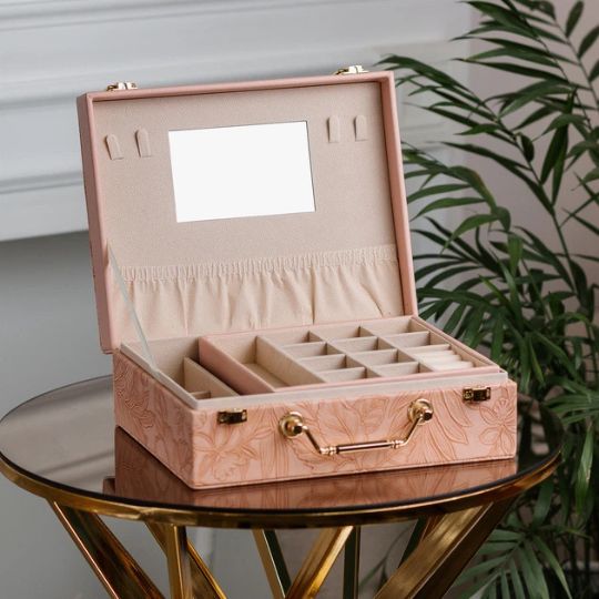 Jewelry organizer Box