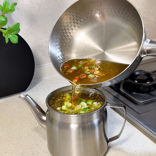 Premium Steel Oil Kettle