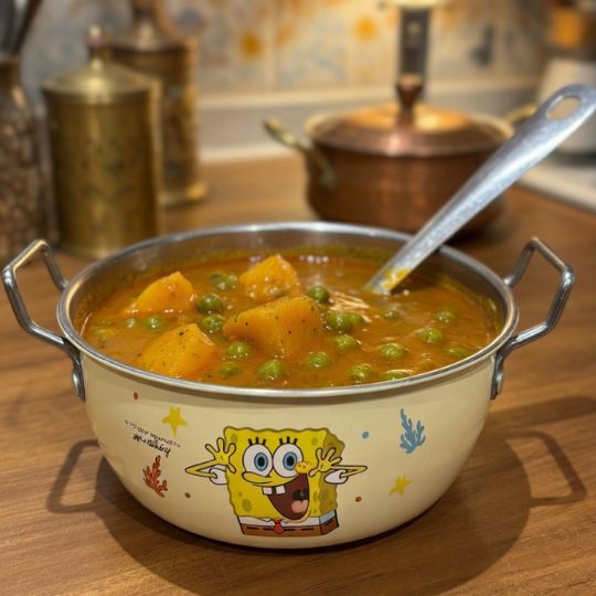 Cartoon Serving Pot