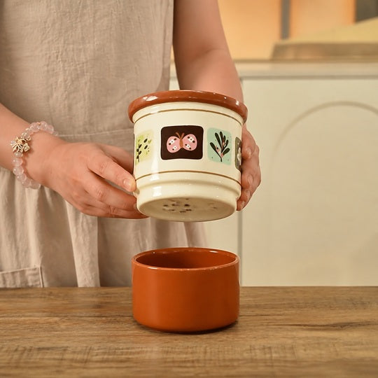 Removable upper holder and lower collection cup