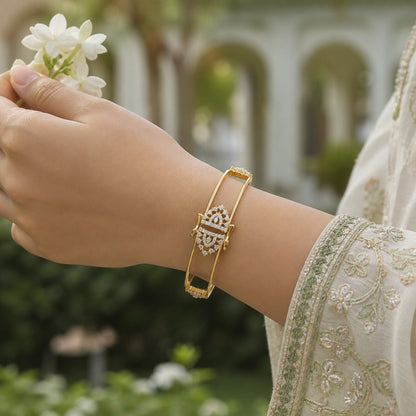 Elegant Openable Bangle Frame