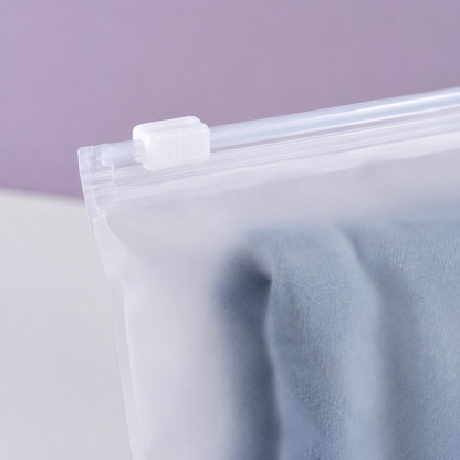 Smart Storage Pouch — zip detail