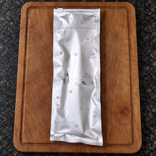 Veggie Storage Bag on a wooden board in a natural kitchen setting