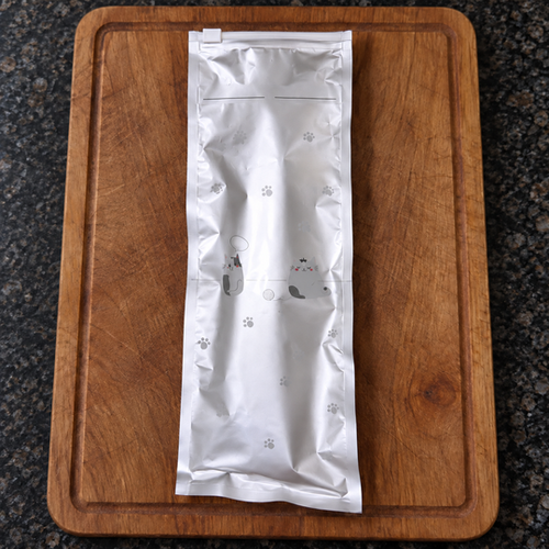 Veggie Storage Bag on a wooden board in a natural kitchen setting